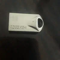 فلش ۱۶ گیگ