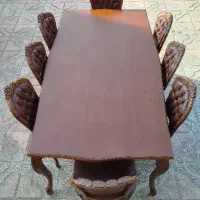 میز ناهارخوری ۸ نفره سلطنتی چرم