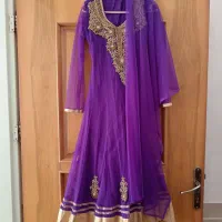 لباس مجلسی در حد نو