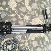 سه پایه دوربین عکاسی و فیلمبرداری