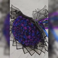 دسته گل رز باکس گل قرمز ابی کهکشانی ربانی روبانی