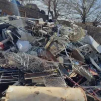 خرید انواع ضایعات و فلزات آهن پت مس برنج آلمینیوم.