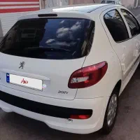 207مدل 1043|خودرو سواری و وانت|سرایان, |دیوار
