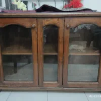 میز تحریر ویترین کتابخانه