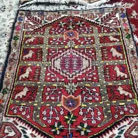 فرش دست باف