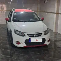 کوییک دنده‌ای R، مدل ۱۴۰۱سفیدوقرمز