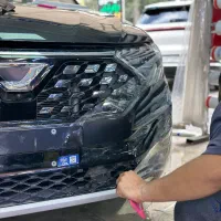 اجرای سرامیک خودرو/کاورهگزیس بدنه شیشه دودی بدنه