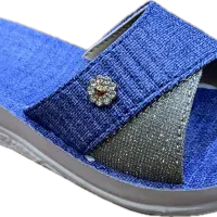 نیروی خانم بسته بند درکارخانه کفش