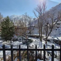 دربست-زیرزمین