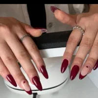 کاشت ناخن|خدمات آرایشگری و زیبایی|مشهد, نوید|دیوار