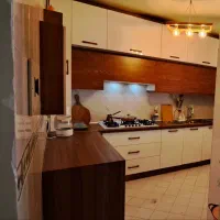 کابینت در حد نو جنس درجه ۱ هایگلس و پلی گلس
