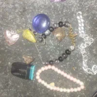 دستبند قدیمی سنگی