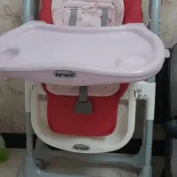 صندلی غذای کاملا نو وسالم  بفروش میرسد