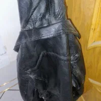 کاپیشن چرمی
