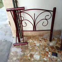 تخت فلزی کاملا سالم تک نفره 1میلیون