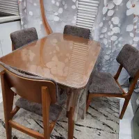 ناهار خوری چهار نفره چوب راش نونو ب دلیل مهاجرت|میز و صندلی غذاخوری|تهران, ائمه اطهار|دیوار