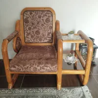 مبل ۸نفره تمیز دارای چوب نراد|مبلمان خانگی و میز عسلی|بندر انزلی, بی بی حوریه|دیوار