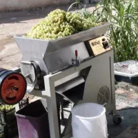 آب انگور گیری قهرمانی