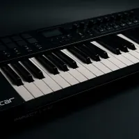 کیبورد Lx 49 (برای آهنگسازی نوازندگی )