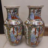 ۲ عدد گلدان گل مرغی سالم و قدیمی ۲۰ تا ۲۵ سانت