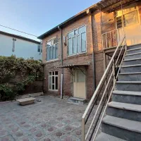 خانه ۲ طبقه حیاط دار