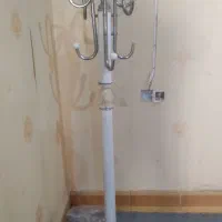 چوب لباسی ایستاده