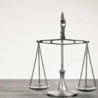 وکیل پایه یک دادگستری