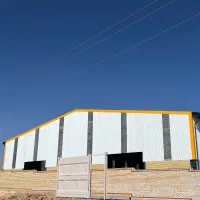 زمین صنعتی با سوله