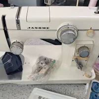 چرخ خیاطی ژانومه 802 ژاپن