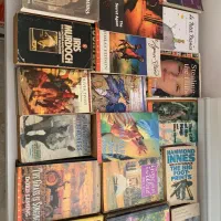 کتاب های رمان زبان انگلیسی|کتاب و مجله آموزشی|لاهیجان, کوی استادان|دیوار