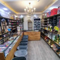 فروش کامل دکور ( بوتیک ، دخانیات ، اکسسوری )