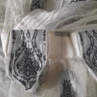 پرده پلیسه حریر تمیز سالم