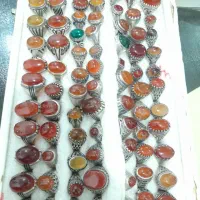 انگشتر نقره با نگین عقیق