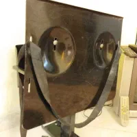 تلویزون دستگاه گیرنده میز تلویزون دیواری