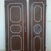 درب عتیقه به همراه چهارچوب آهنی