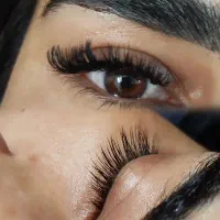 *اکستنشن مژه*|خدمات آرایشگری و زیبایی|قم, ولیعصر|دیوار