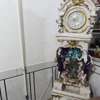 ساعت ایستاده ابشاری