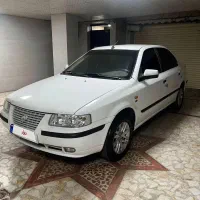 سمند بی رنگ ،کارمندی