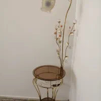 سلام چراغ خواب و میز تلفن