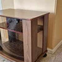 میز تلویزیون چوبی چرخدار|میز تلویزیون|تهران, اختیاریه|دیوار