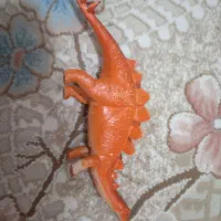 اسباب بازی دایناسور|اسباببازی|شبستر, |دیوار