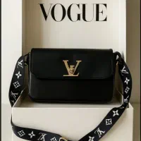 کیف|کیف، کفش، کمربند|مسجد سلیمان, |دیوار