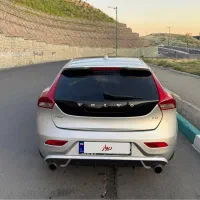ولوو v40 ار دیزاین پلاس