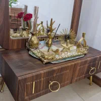 کنسول آینه و میز آرایش|بوفه، ویترین، کنسول|فولادشهر, مسکن مهر فولادشهر|دیوار