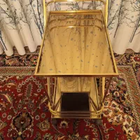 میز بار طلایی