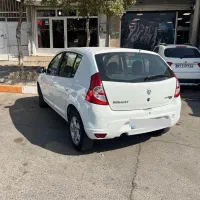 خودرو ساندرو مدل ۹۵