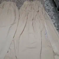 پرده دوعددکارکرده اما سالم کرم روشن