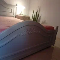 تخت دو نفره
