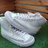 کتونی اورجینال چرم طبیعی برند اصلی Nikeسایز 35ونیم|کیف، کفش، کمربند|تهران, باغ فیض|دیوار