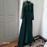 لباس مجلسی|لباس|کلاله, |دیوار